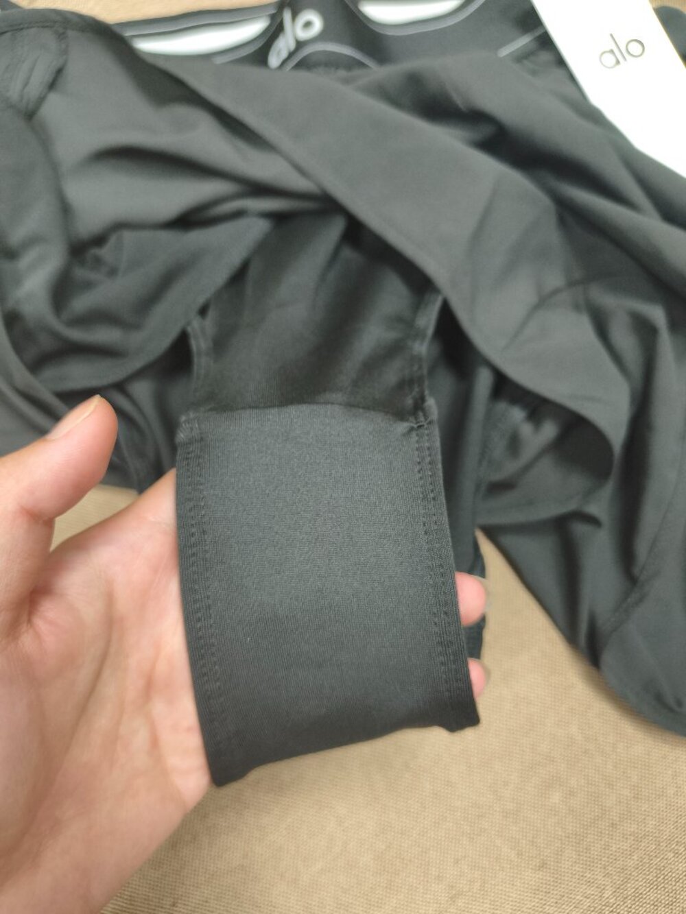 NWT ALO Yoga Black Match Point Short🎇Lightweight Versatile Practical Shorts - Picture 5 of 8